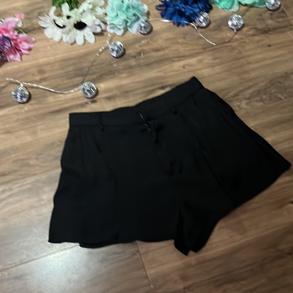 Silky Flowy Shorts - Picture 2 of 10